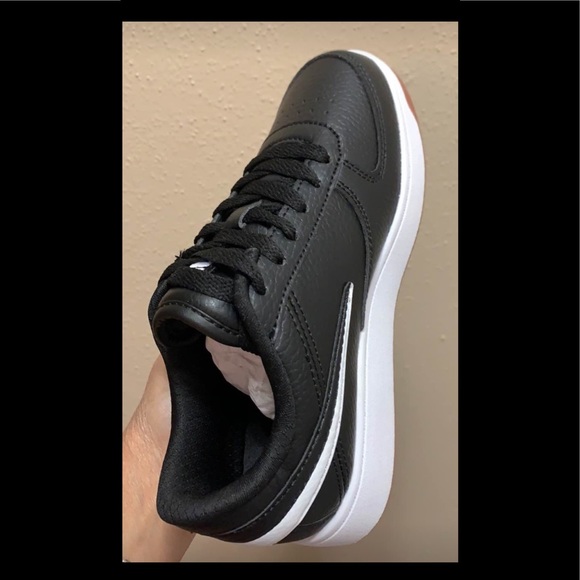 Kid’s Sneakers  Shoes Fila 
Size : 3.   EUR : 35.   Mex : 21.5 Cm - Picture 2 of 6